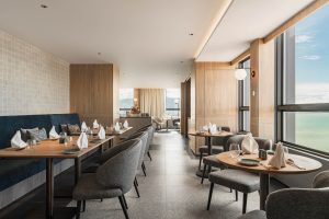 crowne-plaza-Executive-Lounge-(Wellesley)